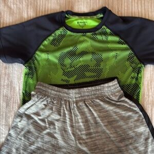 NBA/ AND1 Kids Shorts and Shirt Set - Green and Gray